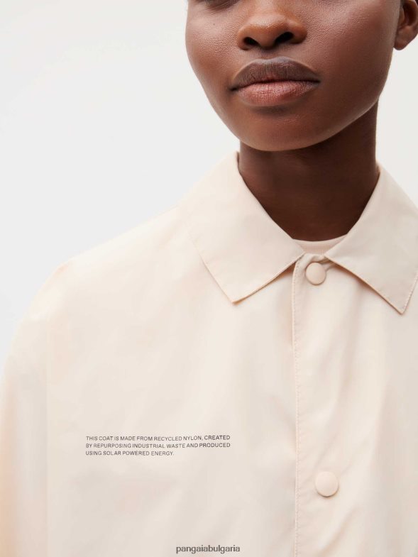тренчкот от рециклиран найлон Жени B6HPP0477 пясък Pangaia дрехи
